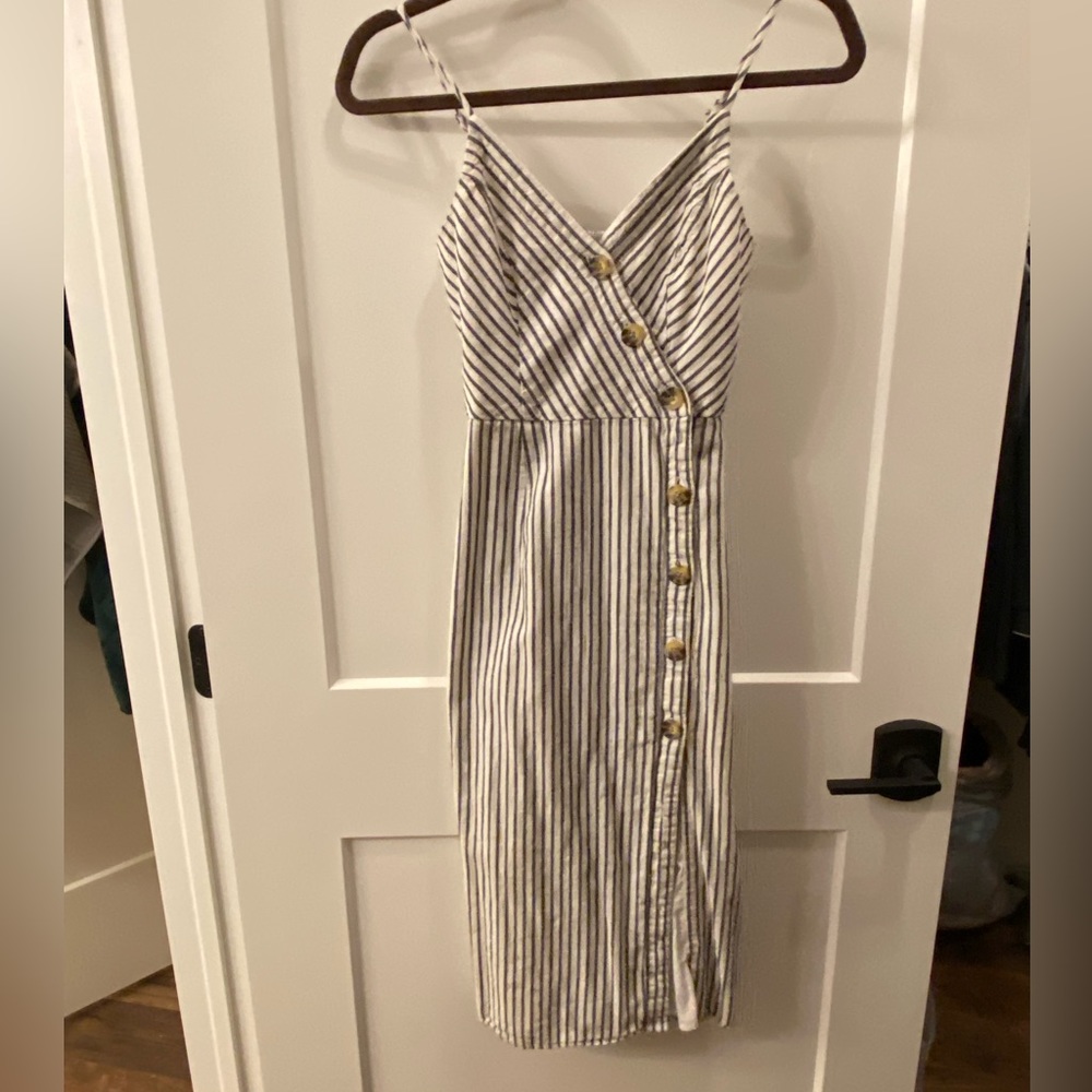 Abercrombie & Fitch Black and White Linen Blend Midi Sundress - Picture 2 of 13
